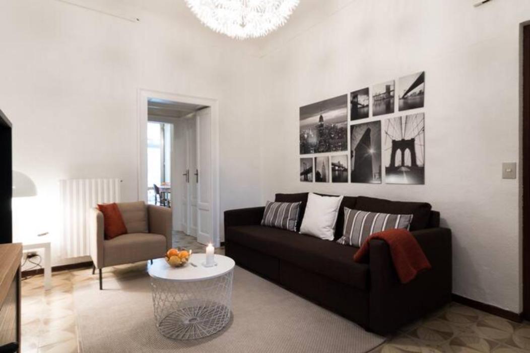 Stazione Centrale Vintage Apartment Milan Luaran gambar